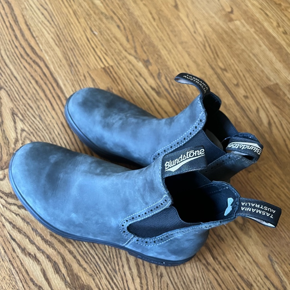 Bland new for women size:9 Australia size:7.5